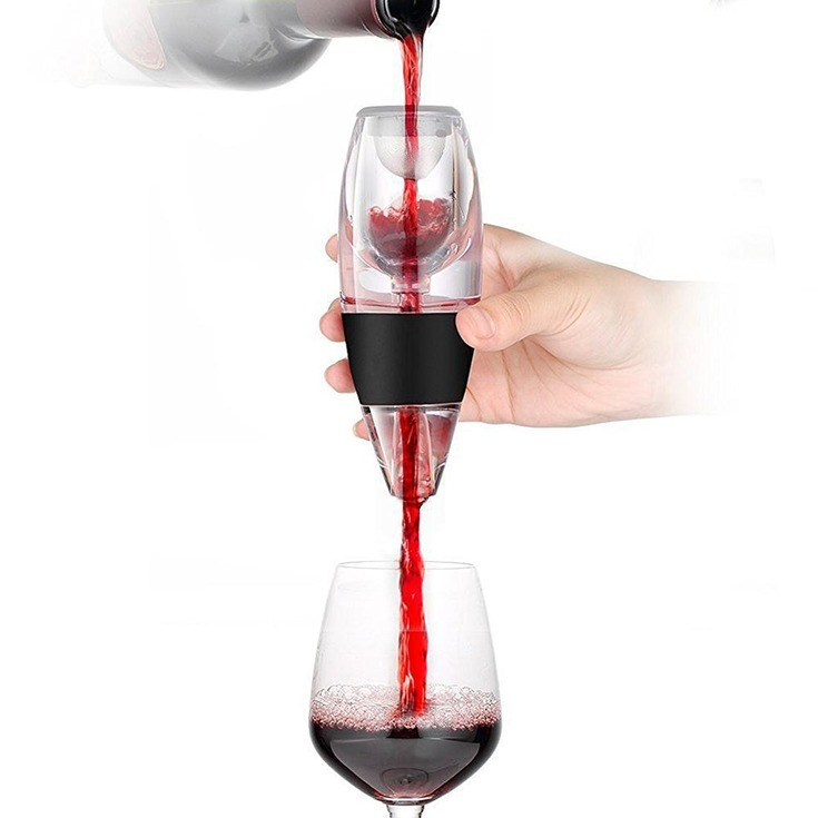Декантер для вина из акрила с фильтром и подставкой 7,8*8,5*22,5см. (арт. 7798)