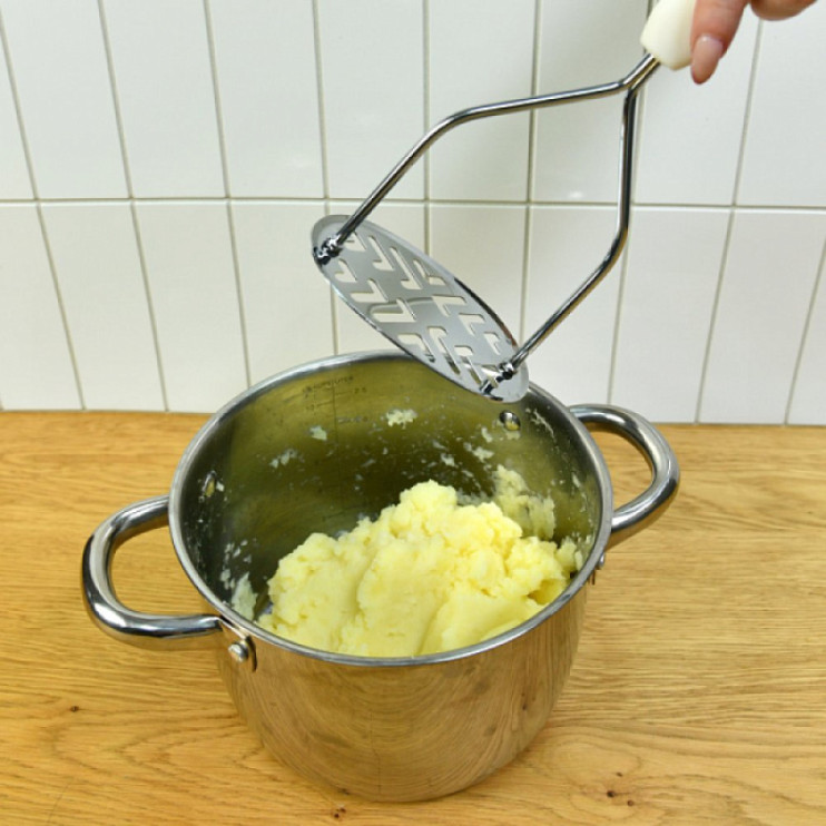 Картофелемялка "Порто" хром с белой ручкой